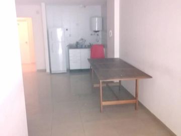 Excelente monoambiente en L en Parque Chacabuco