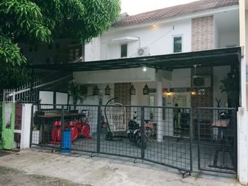 Dijual Rumah Kantor Di Jl Cemara Raya BSD Sektor 1.1 4Kamar Siap Huni Murah