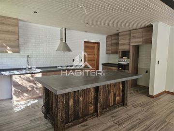 Casa en Venta en Lago Colbun