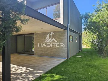 Casa en Venta en Lago Colbun