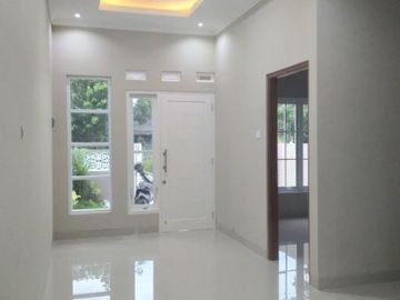 Rumah Baru Siap Huni timur gentan jakal km 10