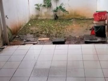 DISEWAKAN RUMAH SIAP HUNI 2 LT DI PERUM TELAGA GOLF SAWANGAN