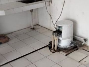 DISEWAKAN RUMAH SIAP HUNI 2 LT DI PERUM TELAGA GOLF SAWANGAN