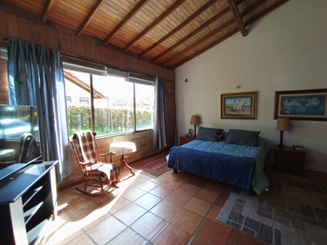 casa en arriendo/venta en lagos del retiro. Cod A400495