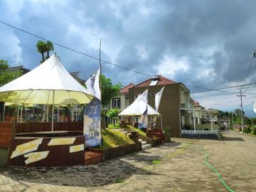 Bisa disewakan, Jual Rumah Villa View Gunung Arjuna Investasi Menguntungkan | 0