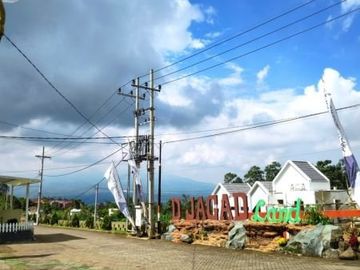 Bisa disewakan, Jual Rumah Villa View Gunung Arjuna Investasi Menguntungkan | 0