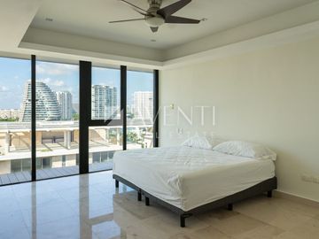 Departamento en Venta, Allure, Puerto Cancún, Cancún