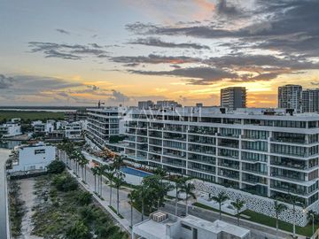 Departamento en Venta, Allure, Puerto Cancún, Cancún