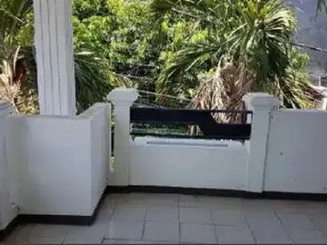 Rumah Mewah 2 Lantai di Kutisari Selatan Kota Surabaya