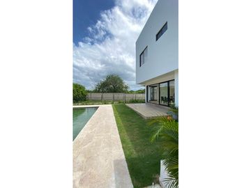 CASA EN VENTA EXCLUSIVA EN ZONA NORTE, CARTAGENA