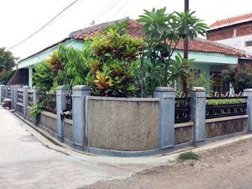Rumah Hoek Nyaman @Cisaranten Arcamanik Dekat ke Kawasan Antapani, Arcamanik, Cisaranten dan Soekarno Hatta