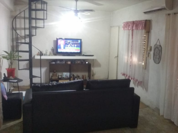 OPORTUNIDAD - Casa multifamiliar en Venta en Villa Lugano 6 ambientes 137 m2 + cochera, patio, terraza con parrilla - Ricardo Güiraldes 3000 casi esq 