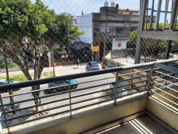 Departamento en venta en Lanus Oeste