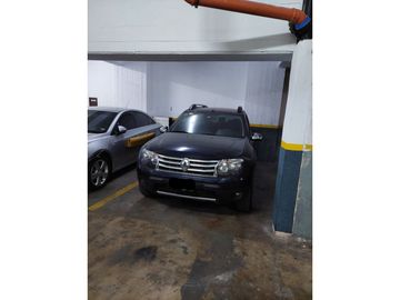 VENTA- 4 DORM./ DEP. / COCHERA/ BAULERA - SEGURIDAD 24 HS