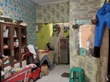 rumah second dijual cepat lokasi strategis (cash) SHM