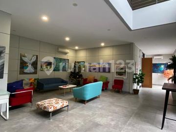 Rumah Modern Minimalist View Danau The Spring - Scarlet Gading Serpong