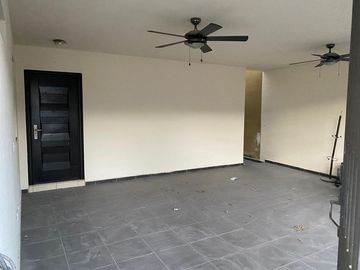 CASA EN VENTA EN HACIENDA LAS FUENTES