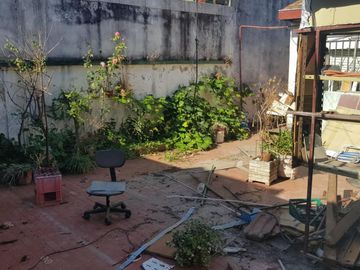 PROPIEDAD MULTIFAMILIAR, CASA 3 AMB + DEPARTAMENTO 2 AMB + DE MONOAMBIENTE