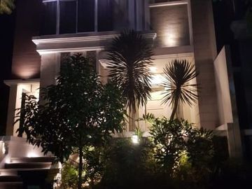 RUMAH MEWAH STRATEGIS DI GADING SERPONG FULL FURNISHED 5.9 M (sarno)