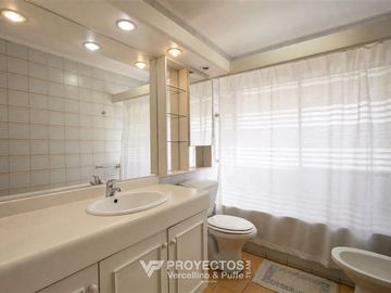 Casa en venta de 7 dorm. en Las Condes