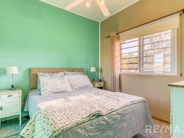 Venta Casa  4 Ambientes Pileta Quincho y Canchita