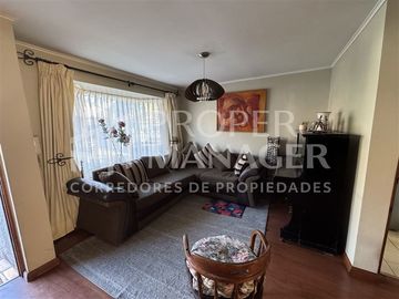 Casa en venta de 4 dorm. en Chillán