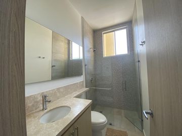 apartamento en venta en aguamarina. Cod V104530