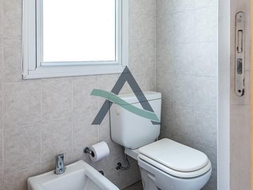 CASA 4 AMBIENTES C/PILETA CLIMATIZADA Y DEPENDENCIA DE SERVICIO