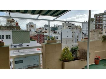 DEPARTAMENTO TIPO PENTHOUSE 4 AMBIENTES CON TERRAZA Y PARRILLA