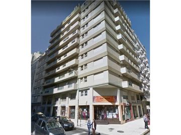 DEPARTAMENTO TIPO PENTHOUSE 4 AMBIENTES CON TERRAZA Y PARRILLA