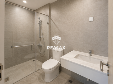 Dijual Penthouse EleVee Alam Sutera access to pool I Pet Friendly | Spacious Balcony