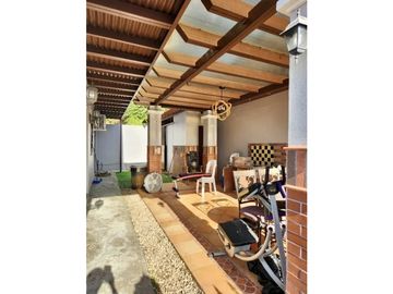 SE VENDE CASA REMODELADA EN SAN ANTONIO $295,000