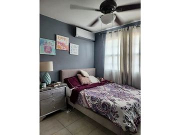 SE VENDE CASA REMODELADA EN SAN ANTONIO $295,000