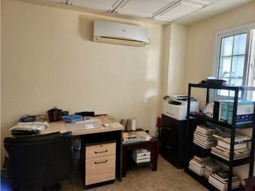 SE VENDE CASA REMODELADA EN SAN ANTONIO $295,000
