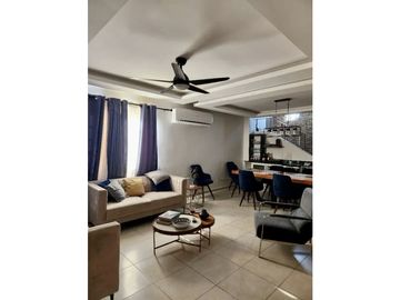 SE VENDE CASA REMODELADA EN SAN ANTONIO $295,000