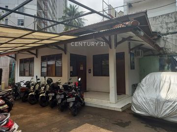 Dijual Rumah Hoek Hitung Tanah Lokasi Strategis Di Pasar Minggu