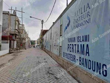 1 unit lagi! Townhouse Rumah Syariah 2 lantai SHM dekat exit tol di Pasteur Kota Bandung