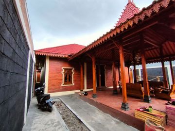 RUMAH SULTAN! PADUAN JOGLO DAN LIMASAN BAHAN KAYU JATI DI PRAMBANAN