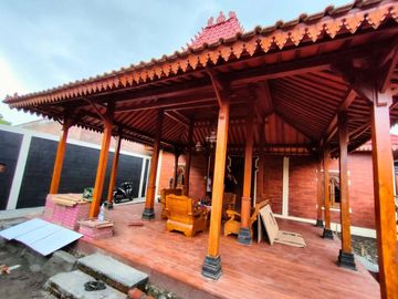 RUMAH SULTAN! PADUAN JOGLO DAN LIMASAN BAHAN KAYU JATI DI PRAMBANAN