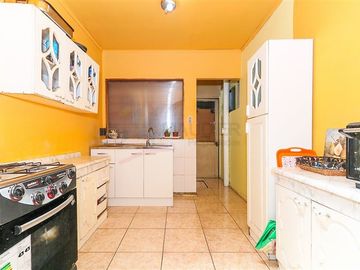 Casa en Venta en Fleming