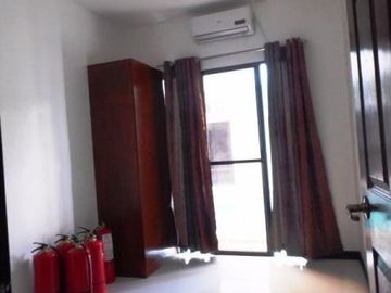 Fully Furnished Apartment for Rent with 3 bedrooms and commo