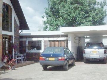 casa en venta en chía. Cod V3960