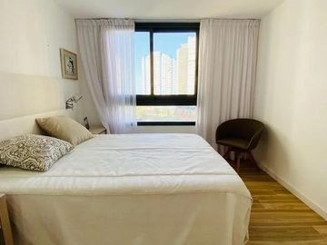 Apartamento 2 dormitorios, balcón y terraza en Parada 3 Playa Brava, Punta del Este