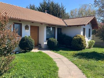 Casa en Venta en Arriendo con compromiso de compra, Adobes de Nogales, Machalí