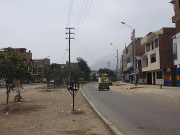 Casas Venta Av. Carabayllo - COMAS
