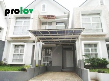 Rumah Asri Semi Villa Ready Stock di Jalan Raya Kolmas Dekat Pemkot Cimahi