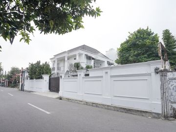 Rumah Luas 2 Lt 12 Menit ke Gerbang Tol Kuningan 1 Dibantu KPR J-53846