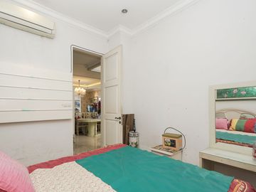 Rumah Luas 2 Lt 12 Menit ke Gerbang Tol Kuningan 1 Dibantu KPR J-53846