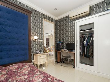 Rumah Luas 2 Lt 12 Menit ke Gerbang Tol Kuningan 1 Dibantu KPR J-53846