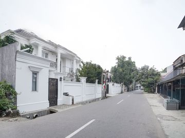 Rumah Luas 2 Lt 12 Menit ke Gerbang Tol Kuningan 1 Dibantu KPR J-53846